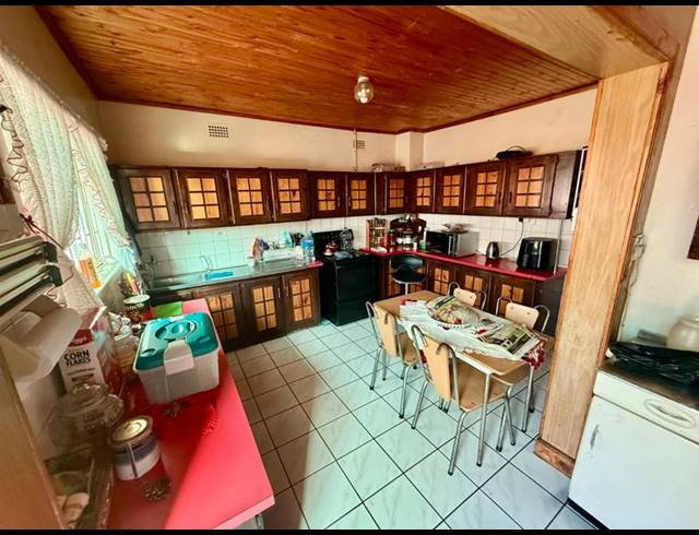 3 BEDROOM HOUSE FOR SALE IN VANDERBIJLPARK CW 5